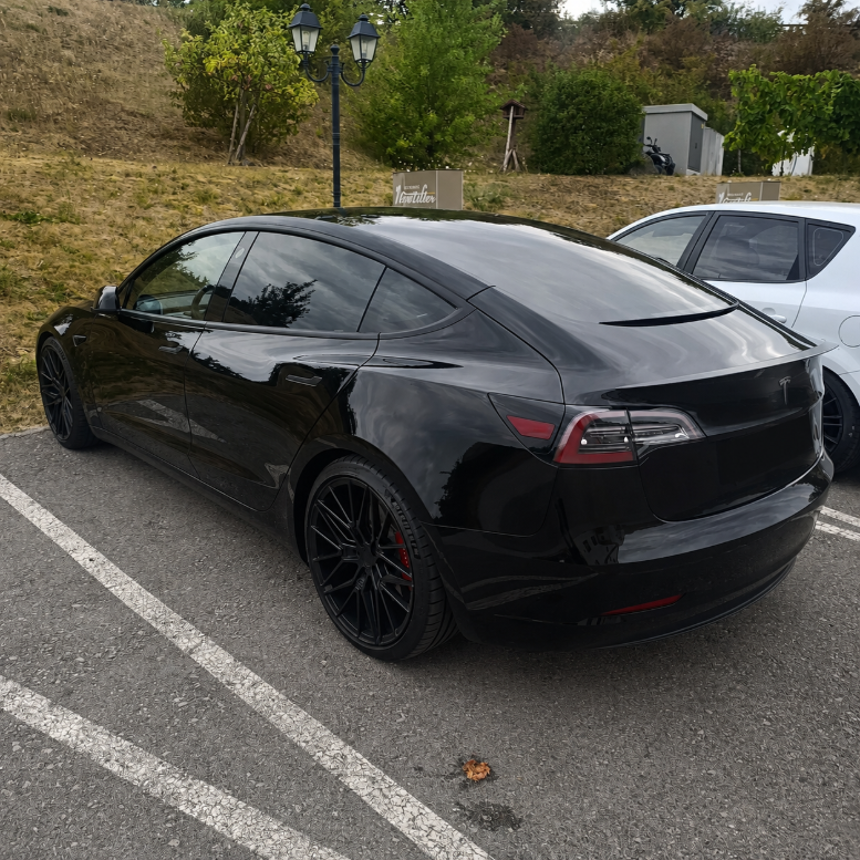Tesla Model 3 mit Akkuschaden verkaufen