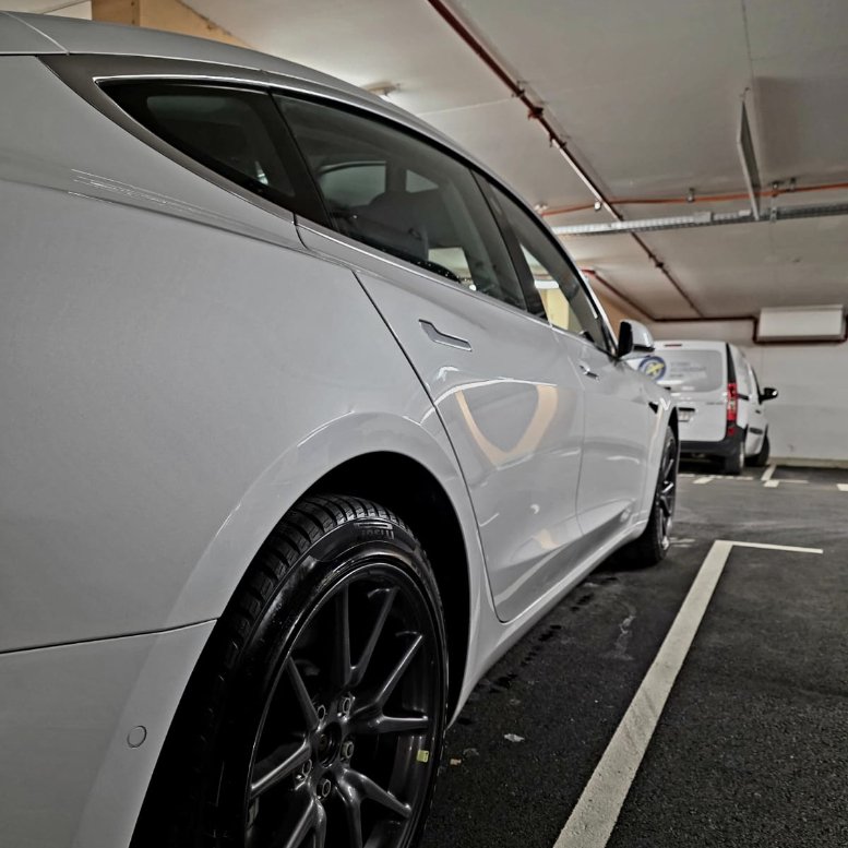 Tesla verkaufen Dresden
