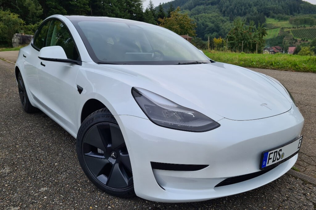 Tesla verkaufen Magdeburg
