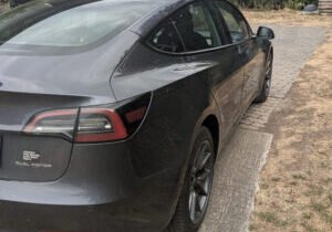 Tesla Batterie defekt – reparieren oder verkaufen?